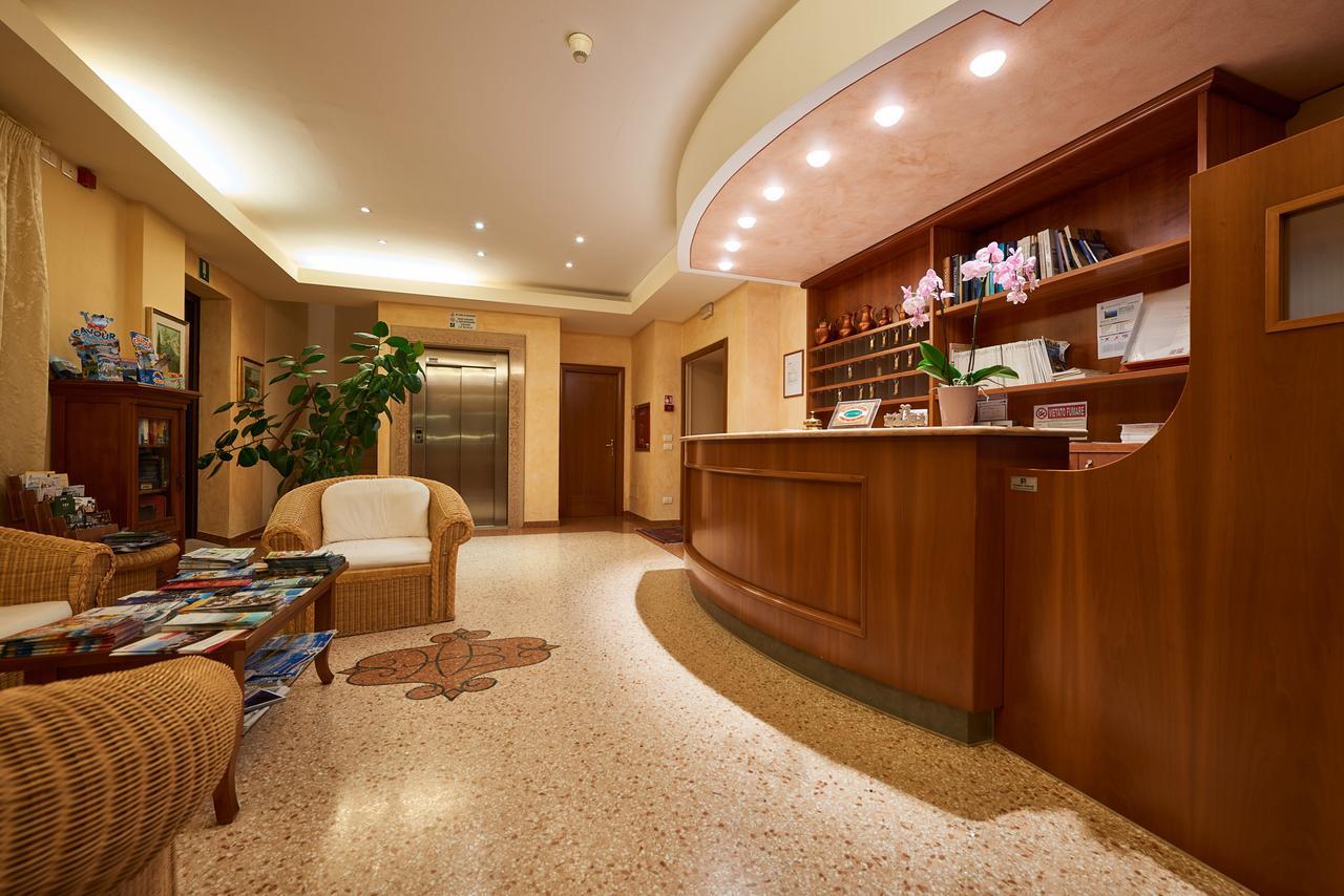 Hotel Belvedere Torri Del Benaco Exteriér fotografie